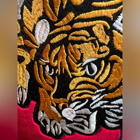 Made In India NWT Stunning Red Velour Black Gold Embroidered Accent Pillow - Picture 3 of 8